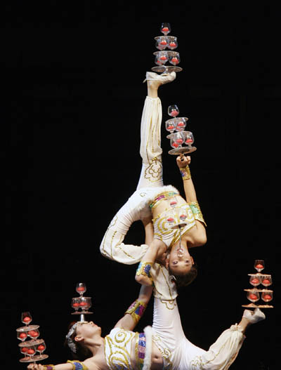 Pekings National Acrobatic Circus perform in Spain