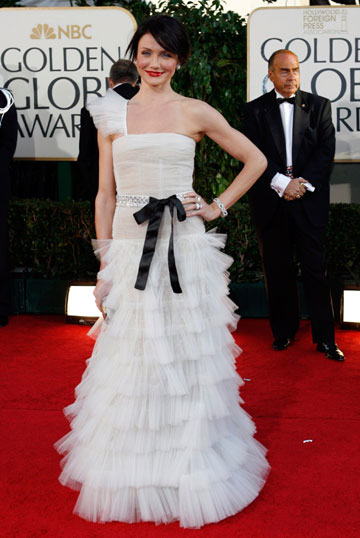 Cameron Diaz arrives at the 64th annual Golden Globe Awards in Beverly Hills January 15, 2007.