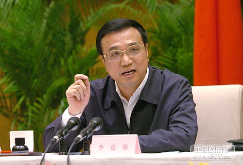 李克強：將對經濟“適時適度預調微調”