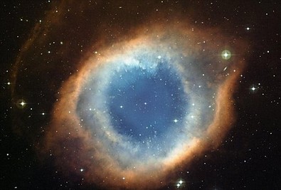 'Eye of God' found <BR>宇宙驚現(xiàn)'上帝之眼'(圖)